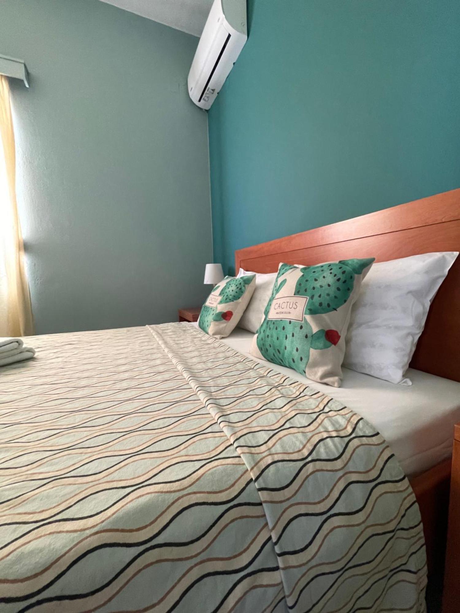 Helios Apartments Плакиас Экстерьер фото