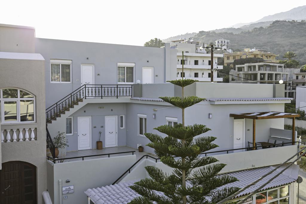 Helios Apartments Плакиас Экстерьер фото